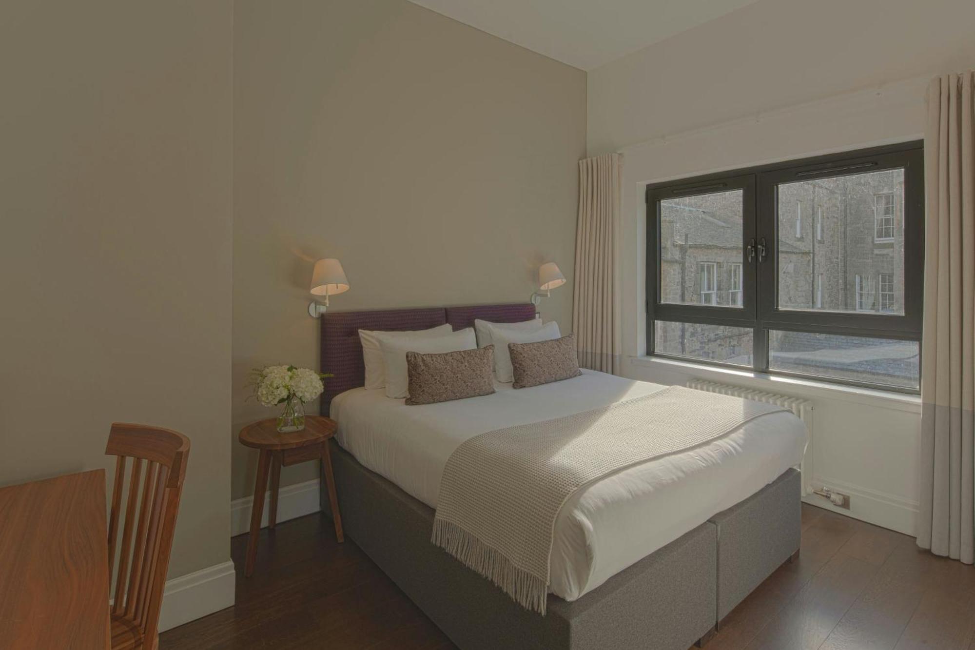 Old Town Chambers, Autograph Collection Aparthotel 5*