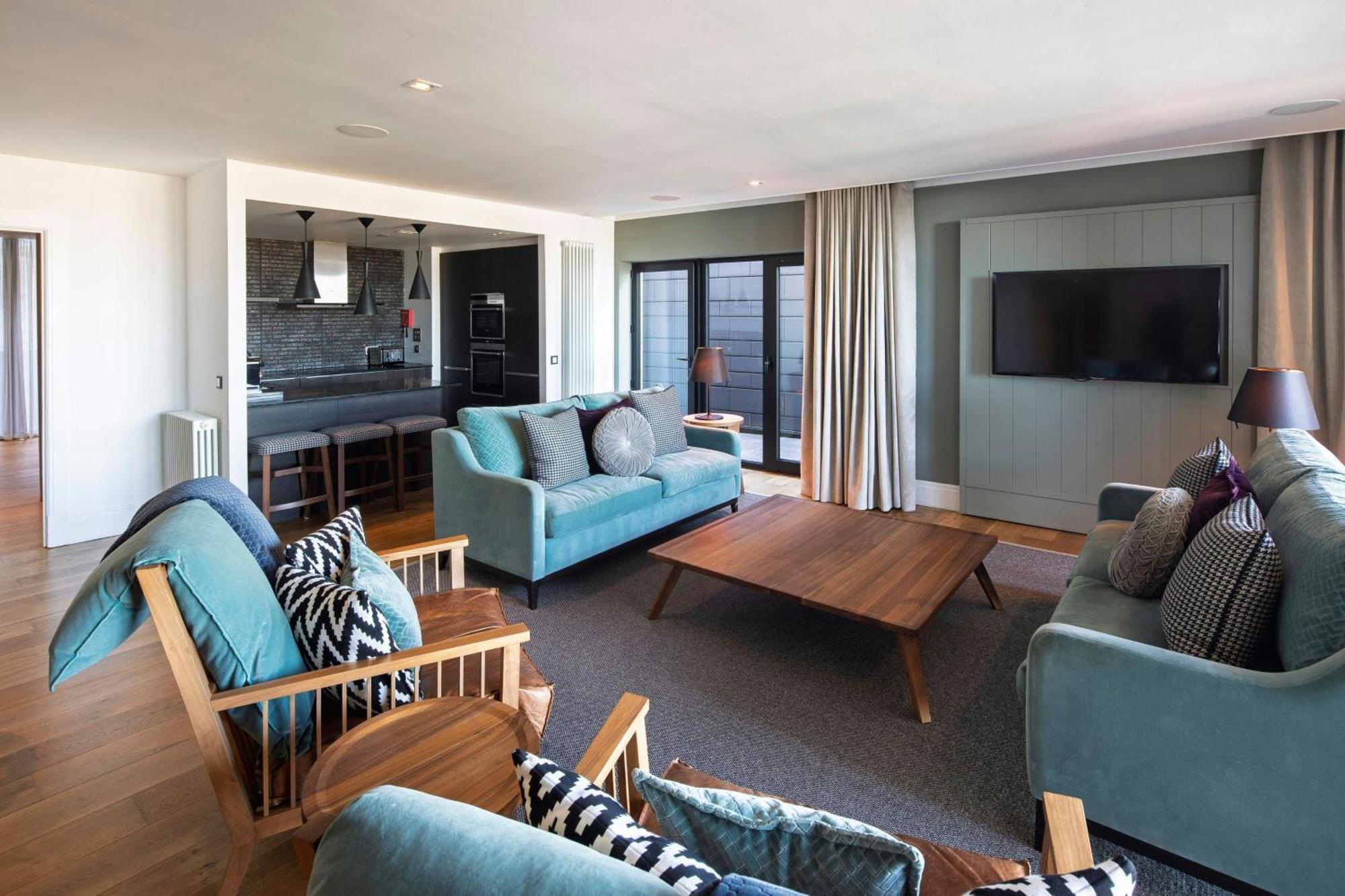 Old Town Chambers, Autograph Collection Aparthotel 5*