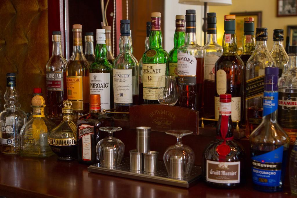 Thistle Hotel 3*