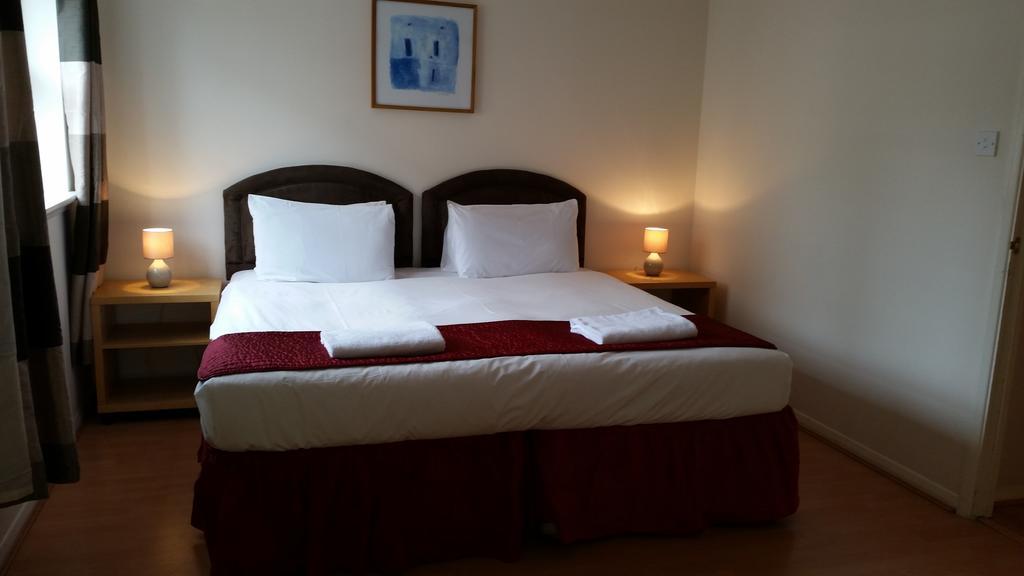 Rodney Apartments By Destination Edinburgh Apartment *