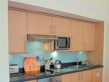 West End Apartment *