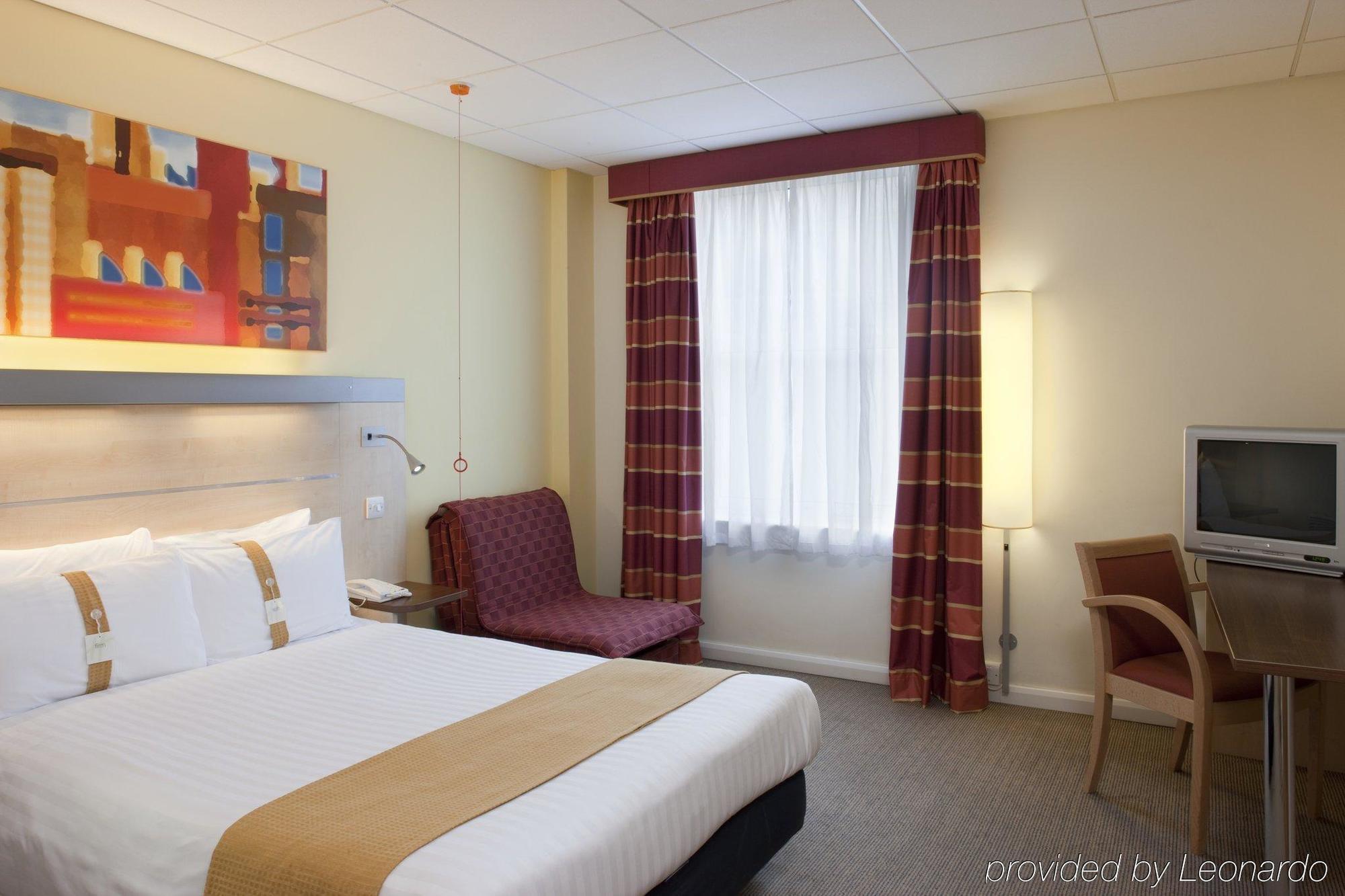 Express Centre By Ihg Hotel