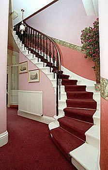 Menzies Guest house 3*