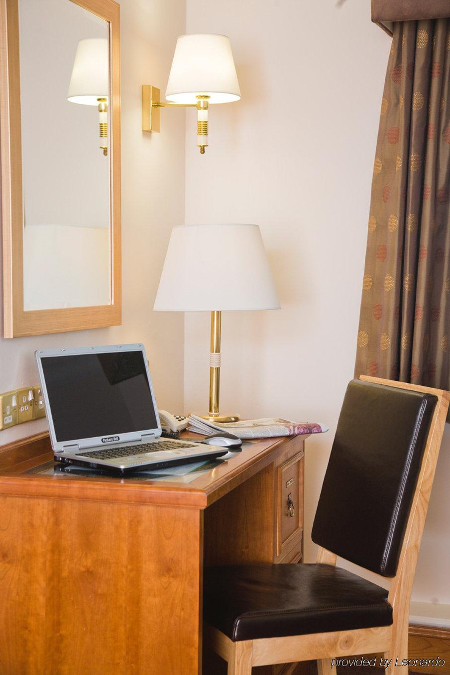 Hotel Thistle Edinburgh, The King 3*