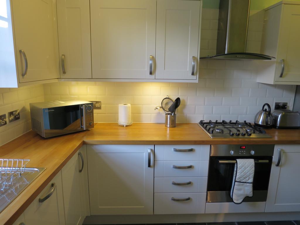 Buccleuch Street Apartment *