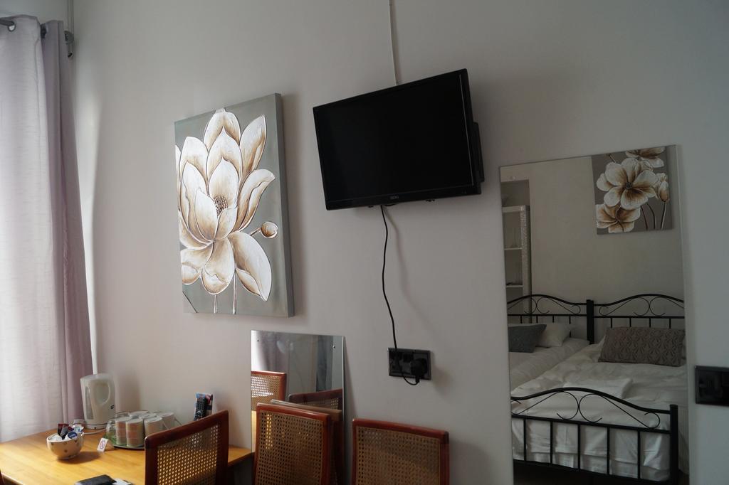 Guest house Thistle