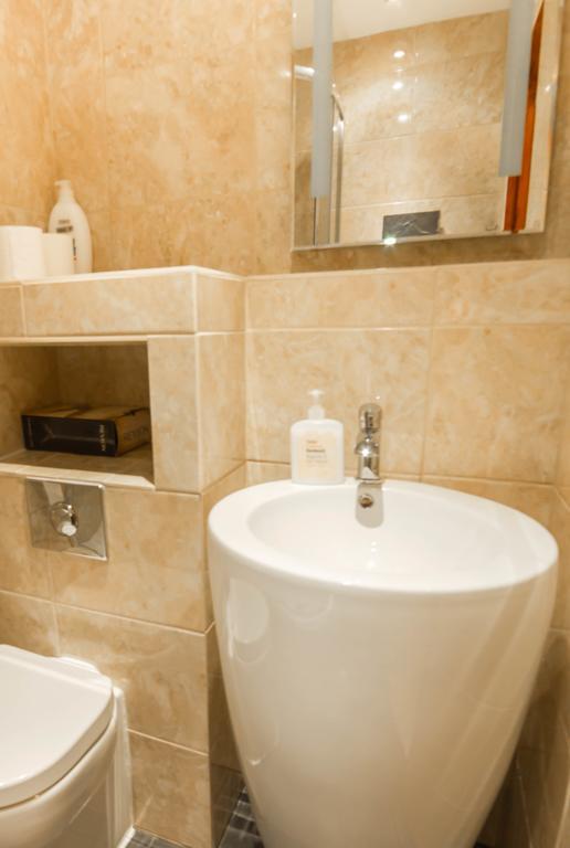 Apartment Castle View&grassmarket Flat With Luxury Bathroom EDI