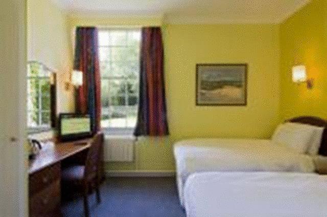 Hotel Ellersly House 3*