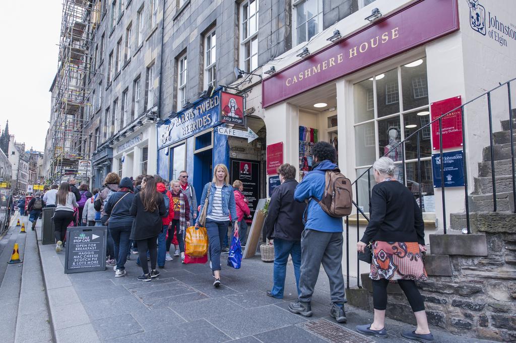 Writers View, Royal Mile EDI