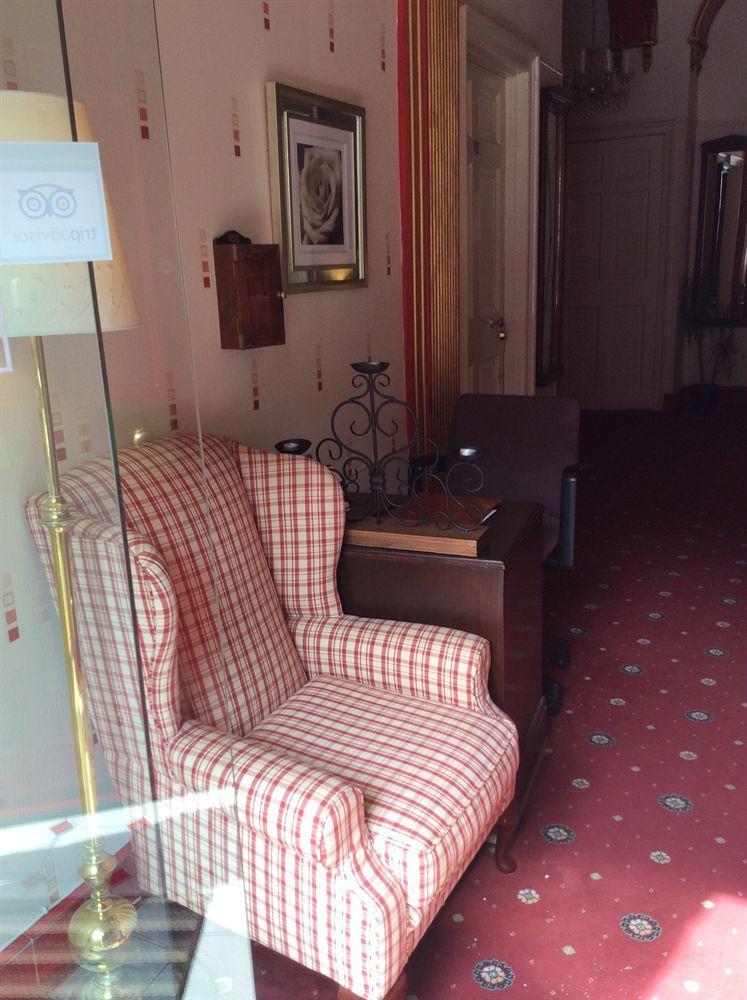 Atlas Guest house 2*