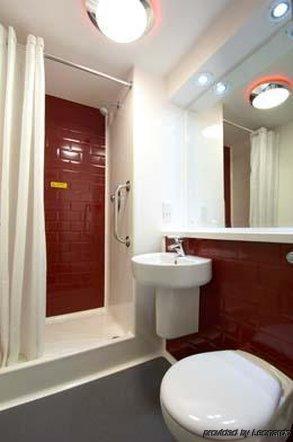 Travelodge Cameron Toll 3* Edinburgh