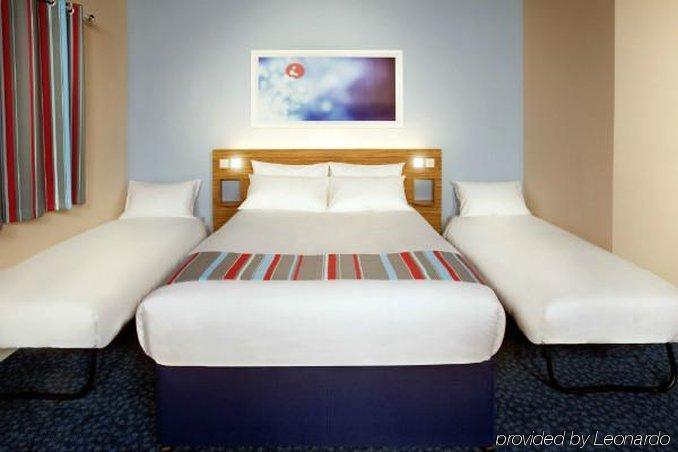 Travelodge Cameron Toll 3* Edinburgh