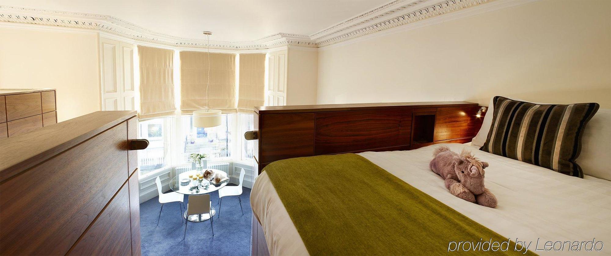 The Merchiston * Edinburgh