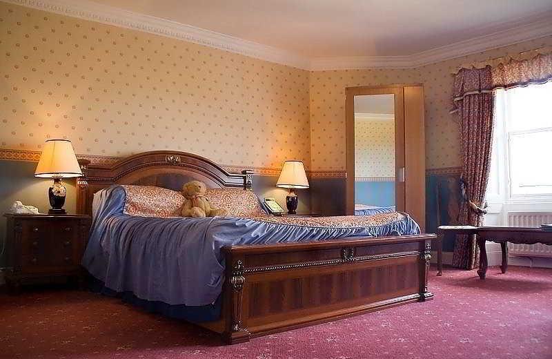 B+B Edinburgh 4*