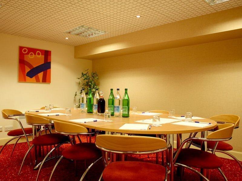 Express Centre By Ihg