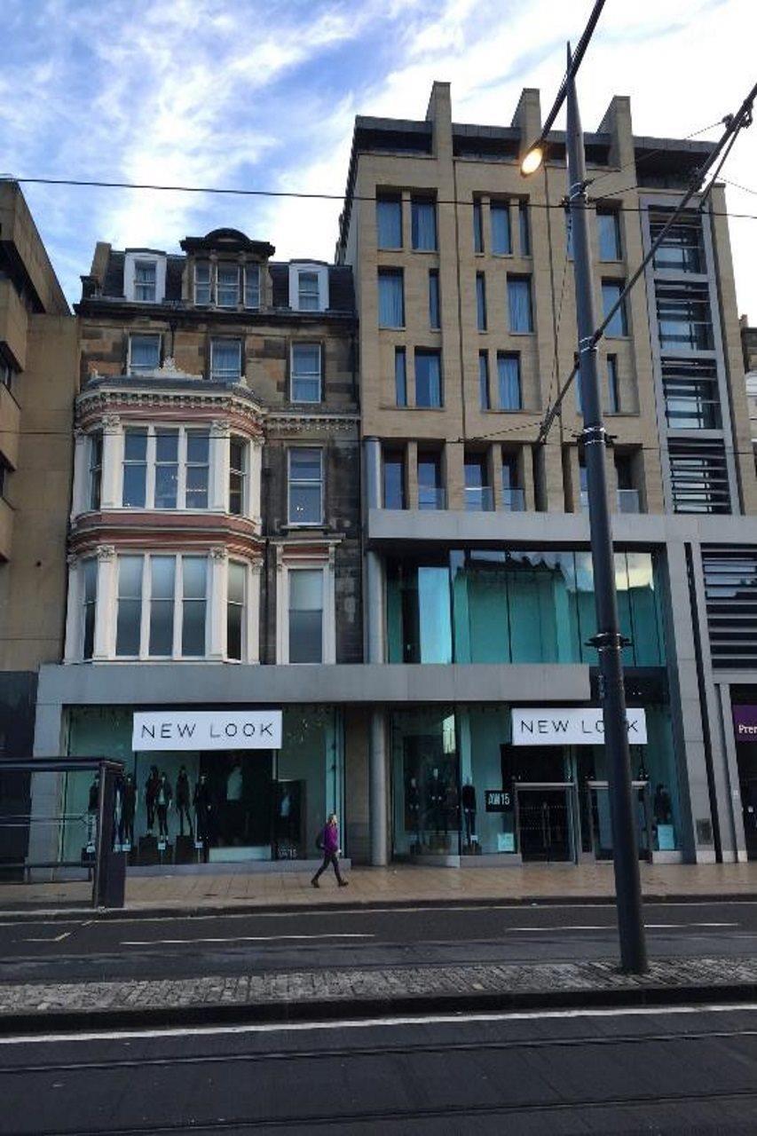 Premier Inn Edinburgh Princes Street Edinburgh