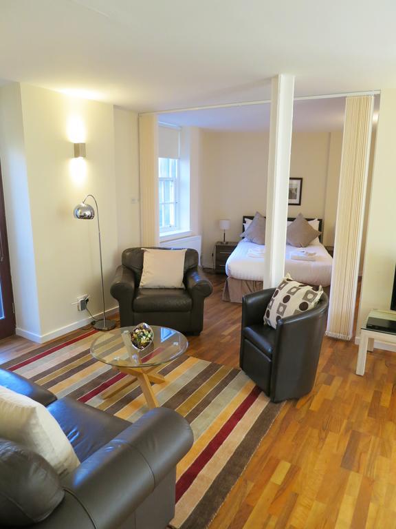 - Royal Mile Apartment Edinburgh