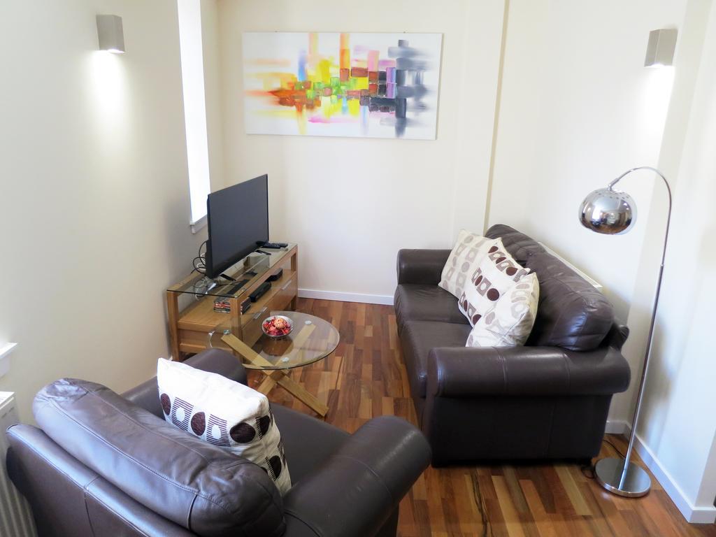 - Royal Mile Apartment *