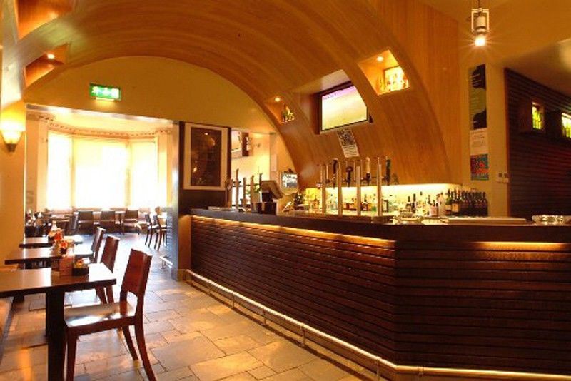 Black Ivy 4* Edinburgh
