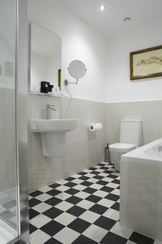 24 Royal Terrace