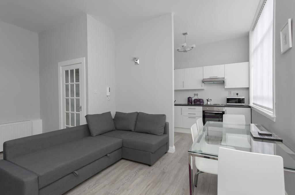 Lothian House Apartment *