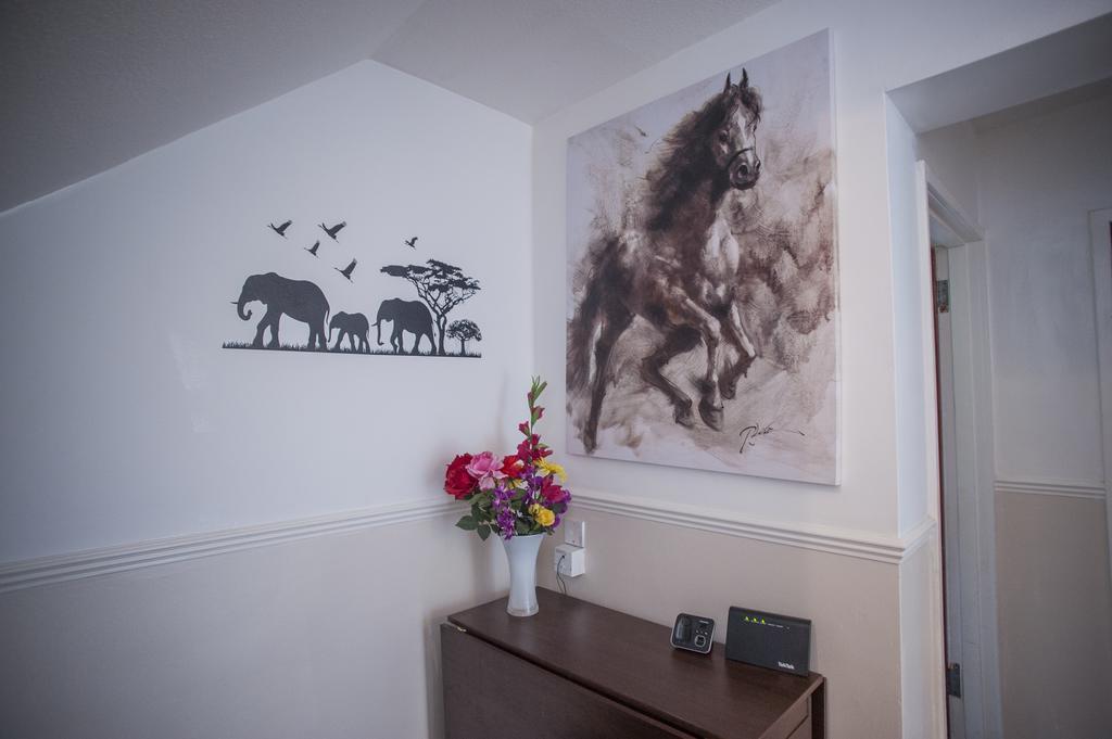 Montgomery House - Homestay Double Room Homestay *