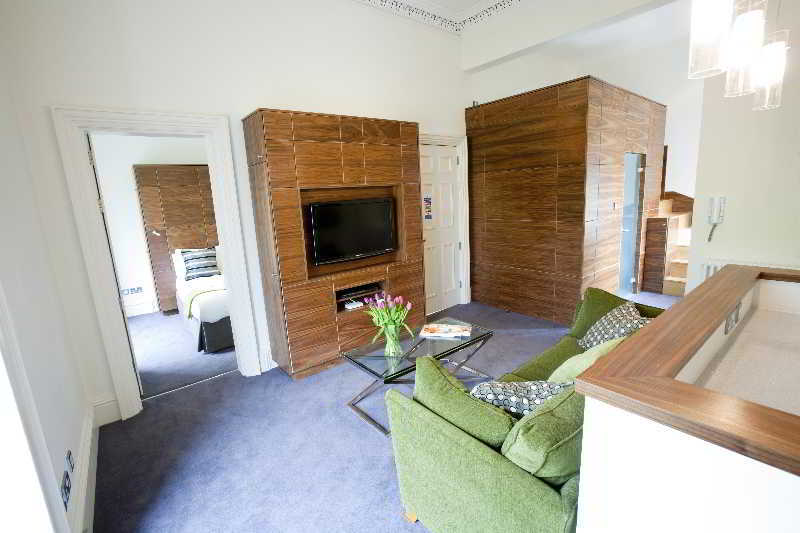 The Merchiston * Edinburgh