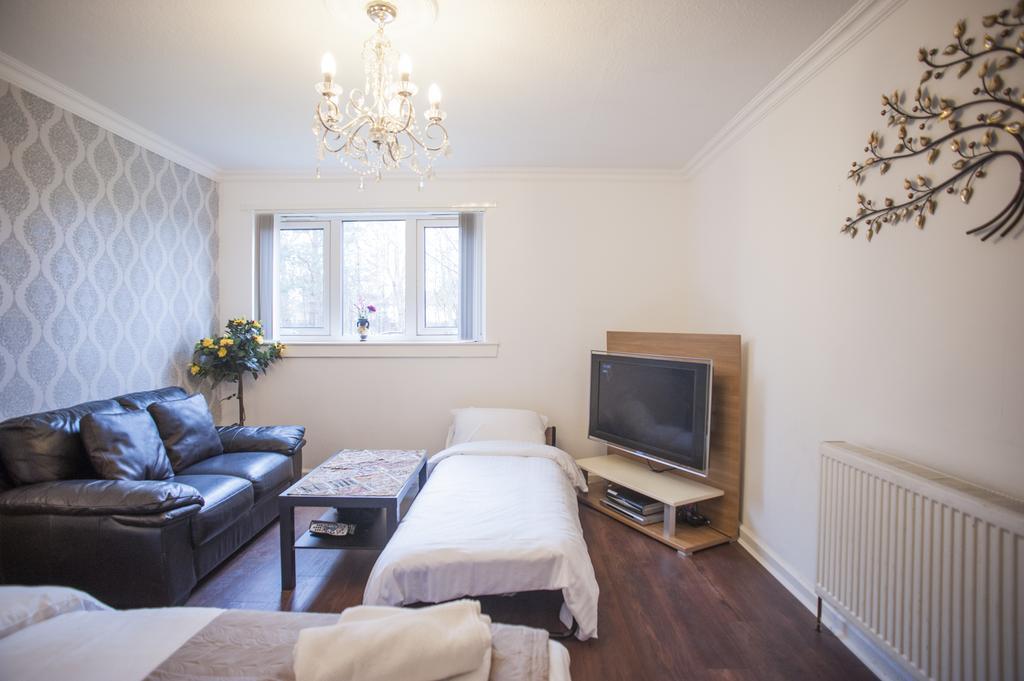 Montgomery House - Homestay Double Room Edinburgh