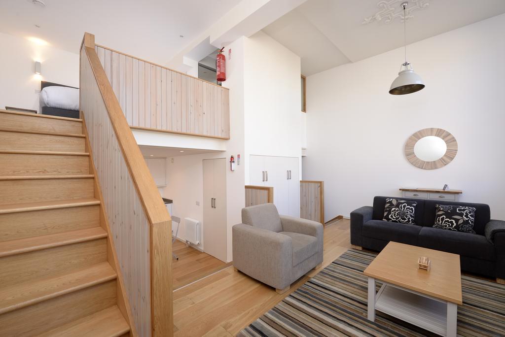 Destiny Scotland - Broughton St Lofts Apartment EDI