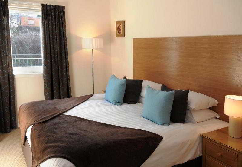 Fountain Court - Grove Executive Aparthotel