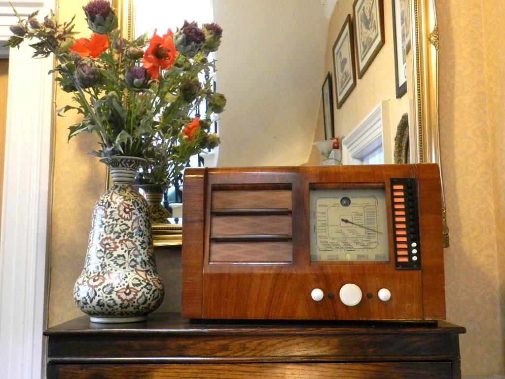 Balmoral Guest house 3*