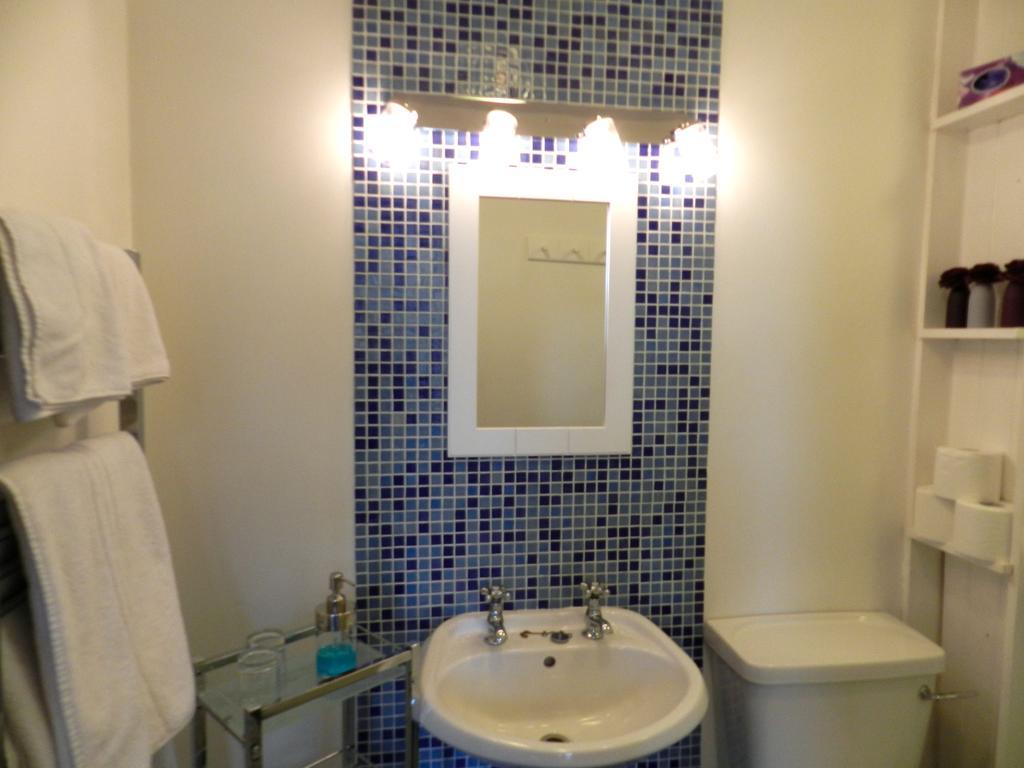 Balmoral Guest house 3*