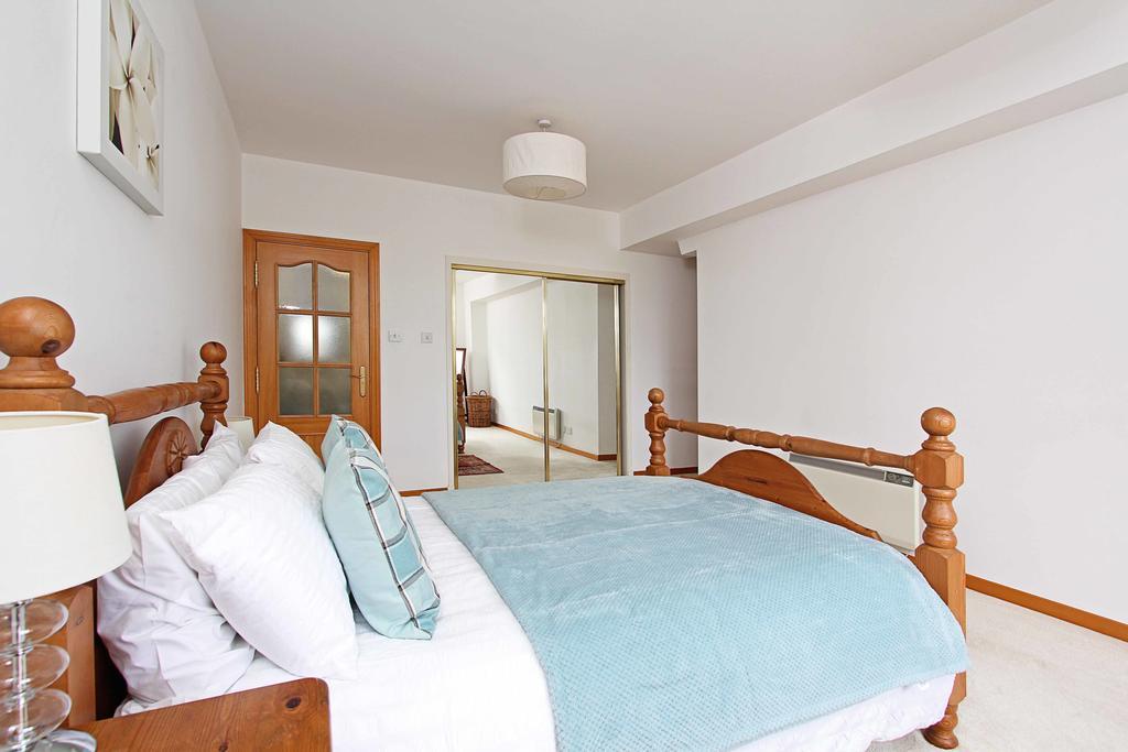 Leith - The Moorings Apartment *