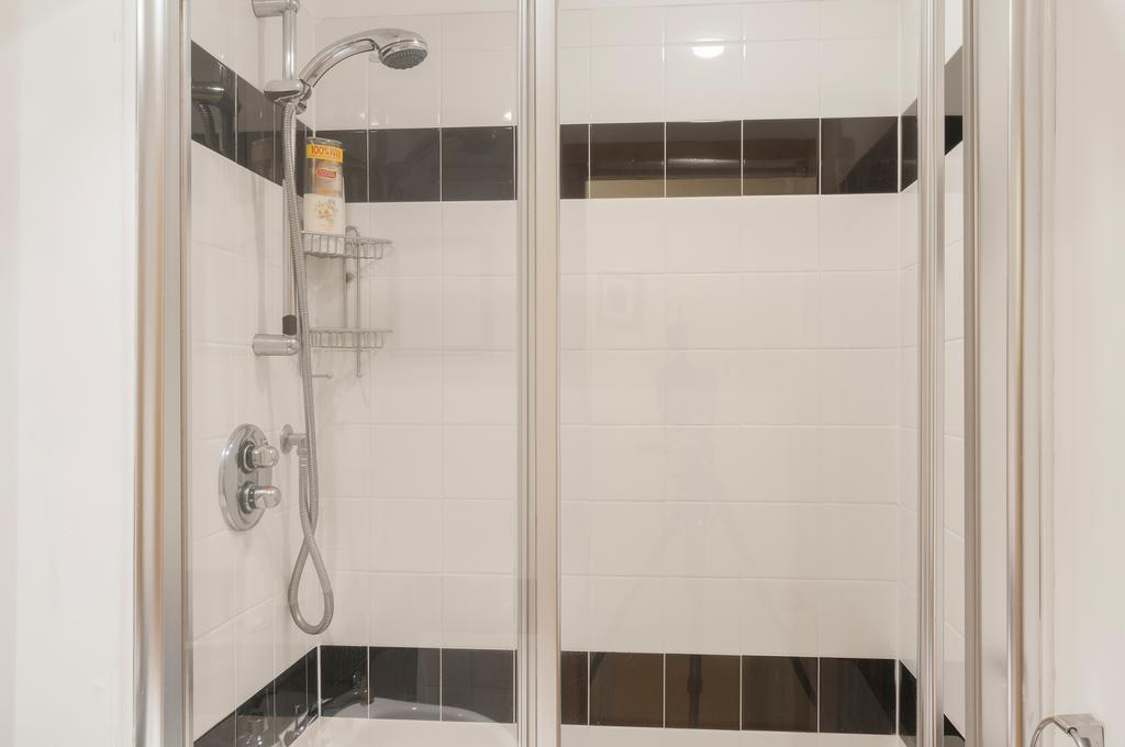 Apartment Dean Village - Lovely 2 Bed In Picturesque Dean Village With Balcony And Private Parking EDI