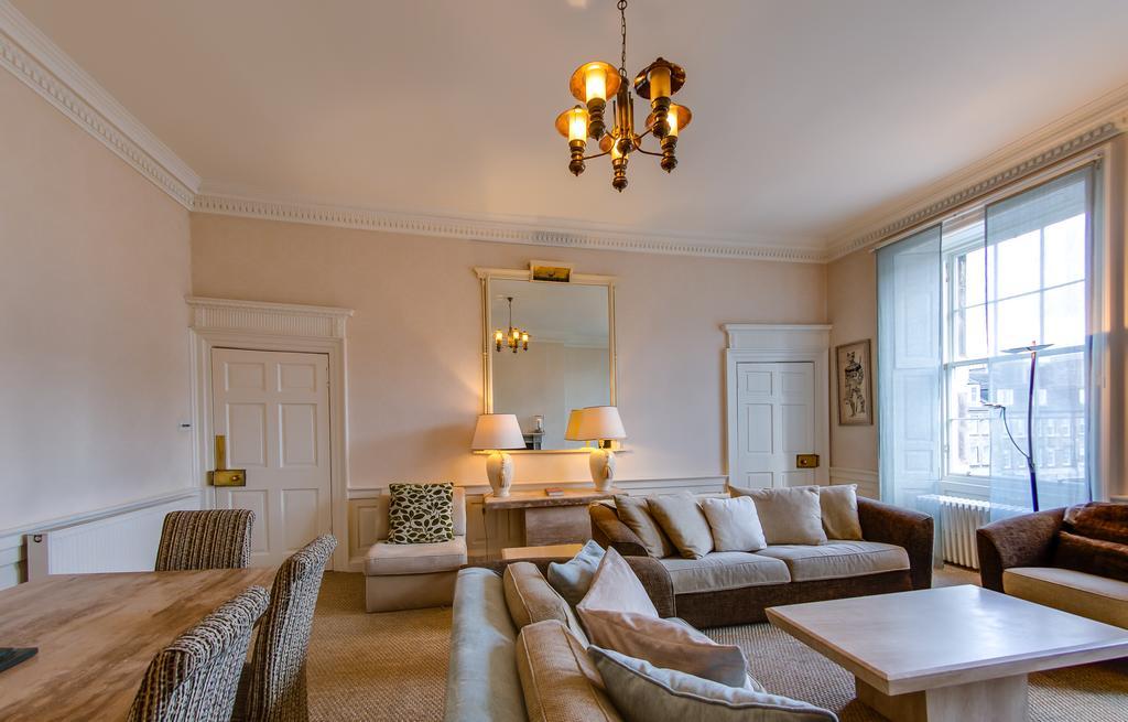 The Walter Scott Apartment *