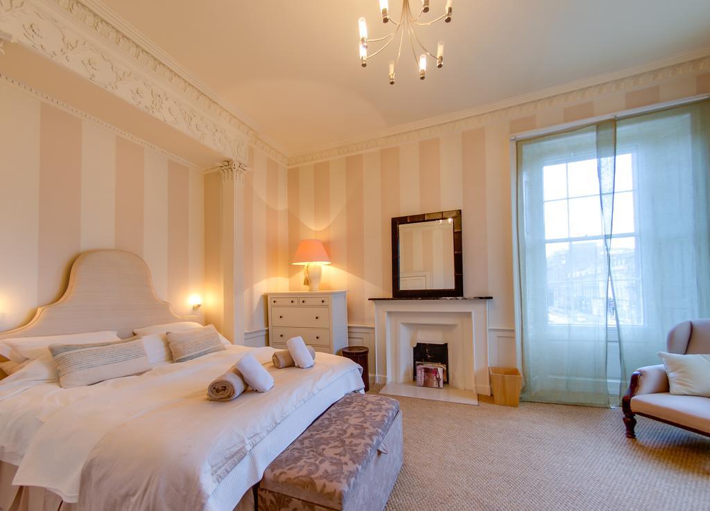 The Walter Scott * Edinburgh