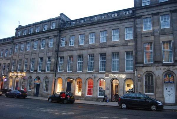 Travelodge Waterloo Place