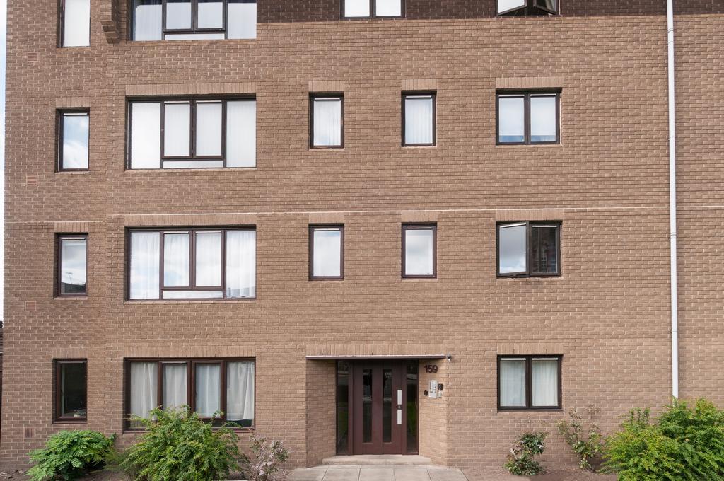Broughton Road City Apartment