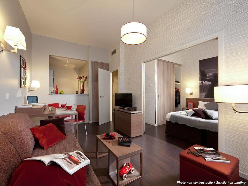 Adagio Royal Mile Edinburgh