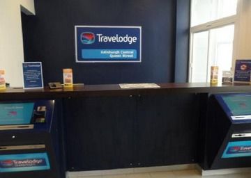 Travelodge Queen Street Hotel 3*