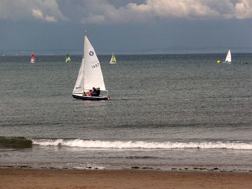 Beachfront 2*