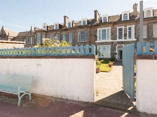Beachfront Bed & Breakfast Edinburgh