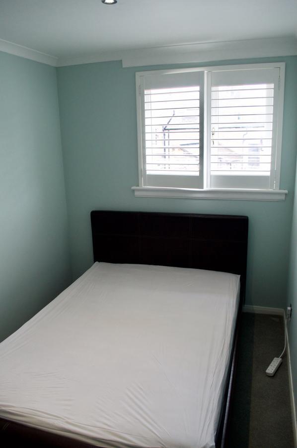 2 Bedroom House In Haymarket Accommodates 4 Edinburgh