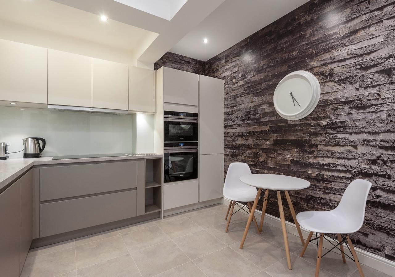 The Bellevue Terrace *