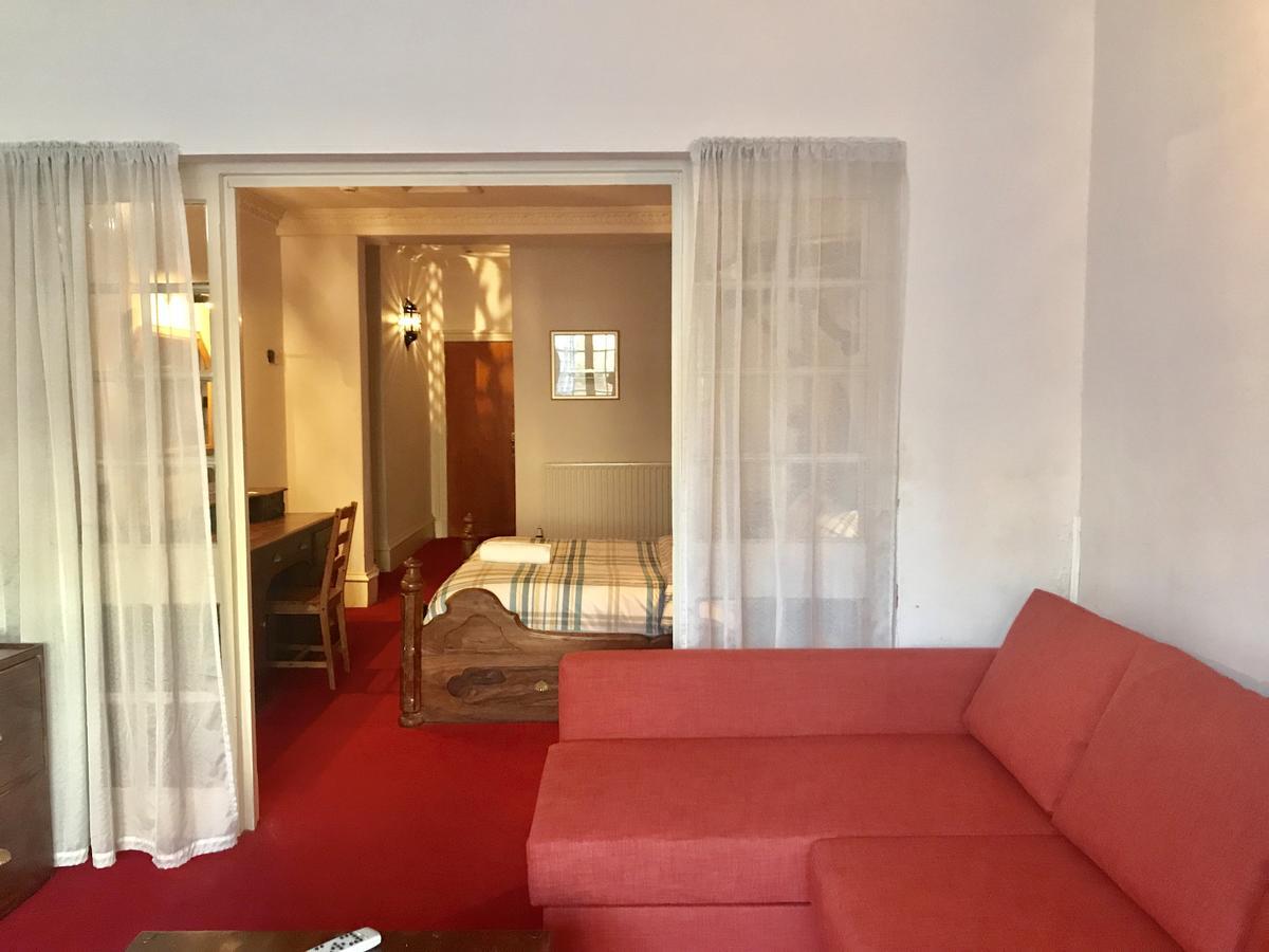 Iholiday 3* Edinburgh
