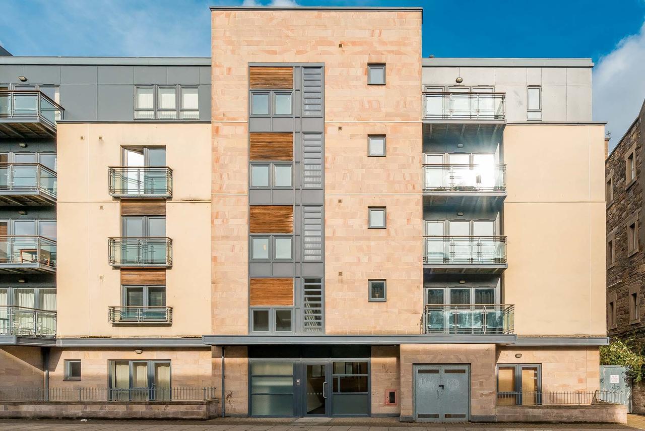 Lochrin Terrace Apartment *