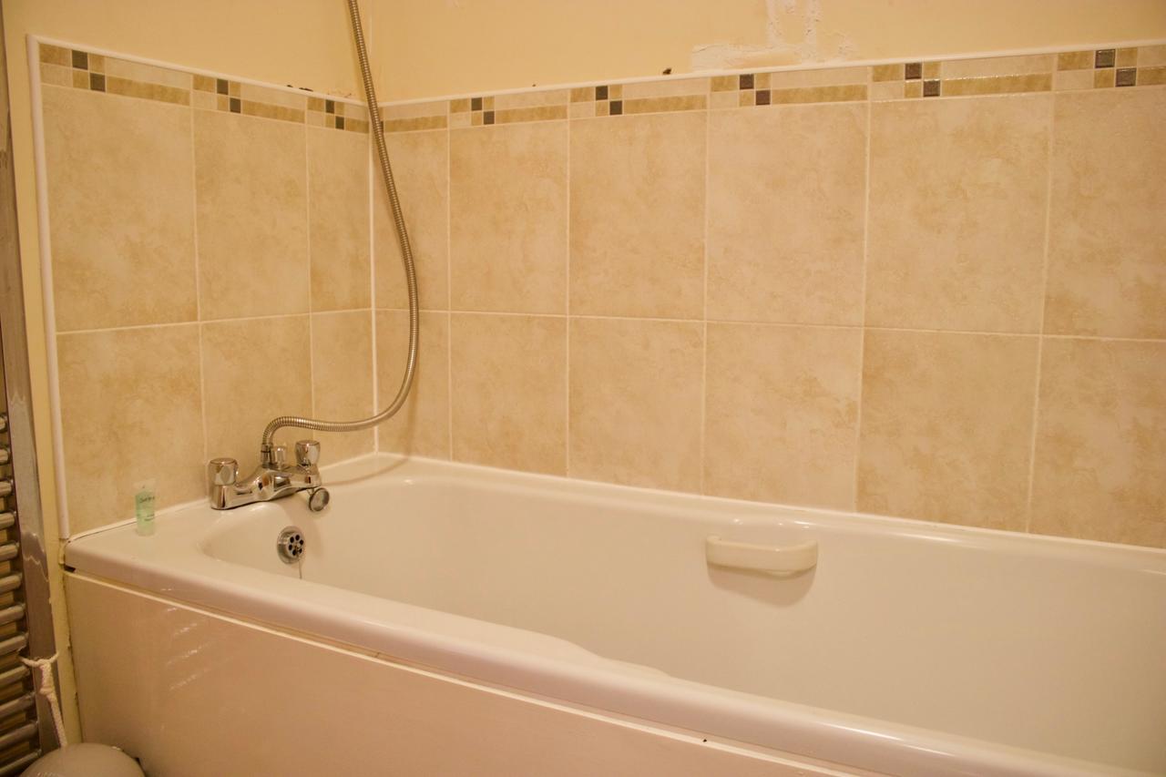 2 Bedroom Leith Sleeps 4 Apartment *
