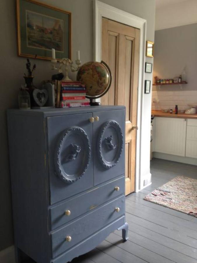 2 Bedroom Flat In Holyrood Park Sleeps 5