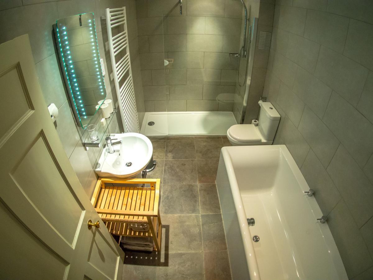 Six Brunton Place 5* Edinburgh