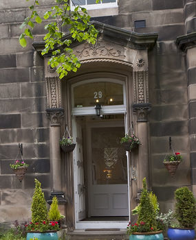 Alba House Guest house